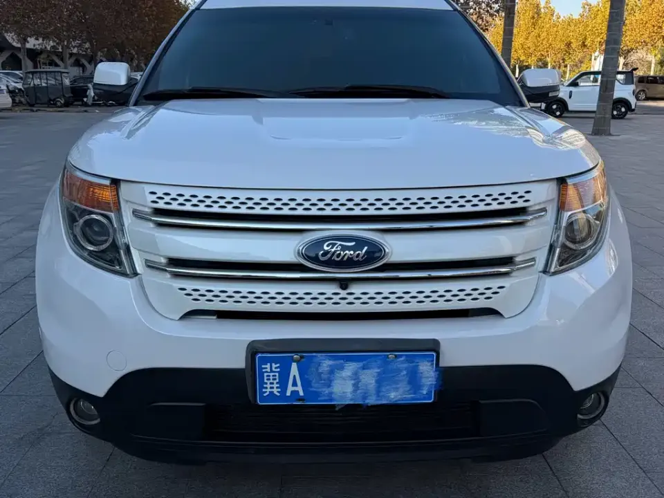 Ford Explorer (Import)