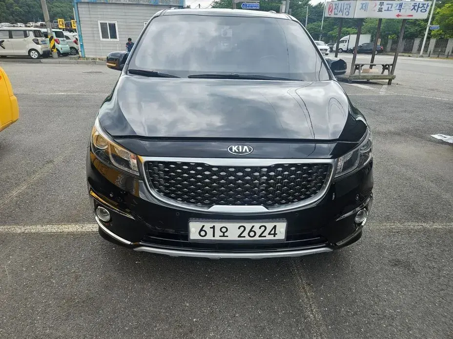 Kia Canival