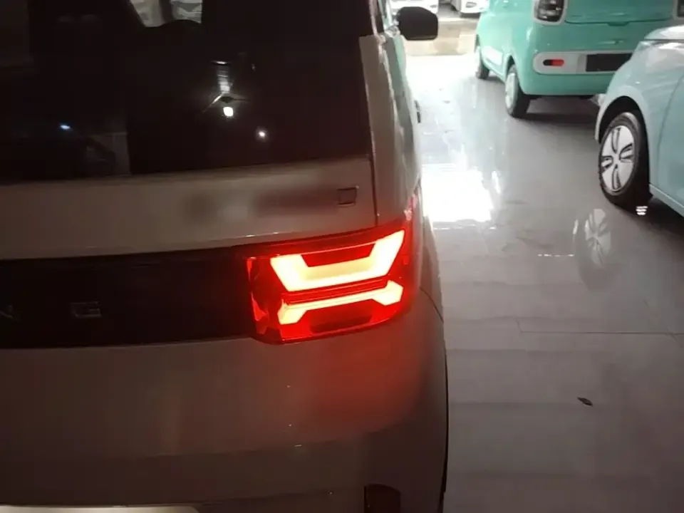 Wuling MINIEV