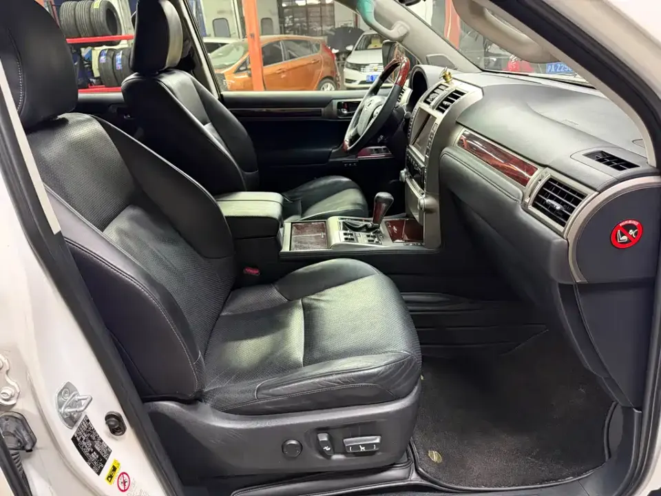 Lexus GX