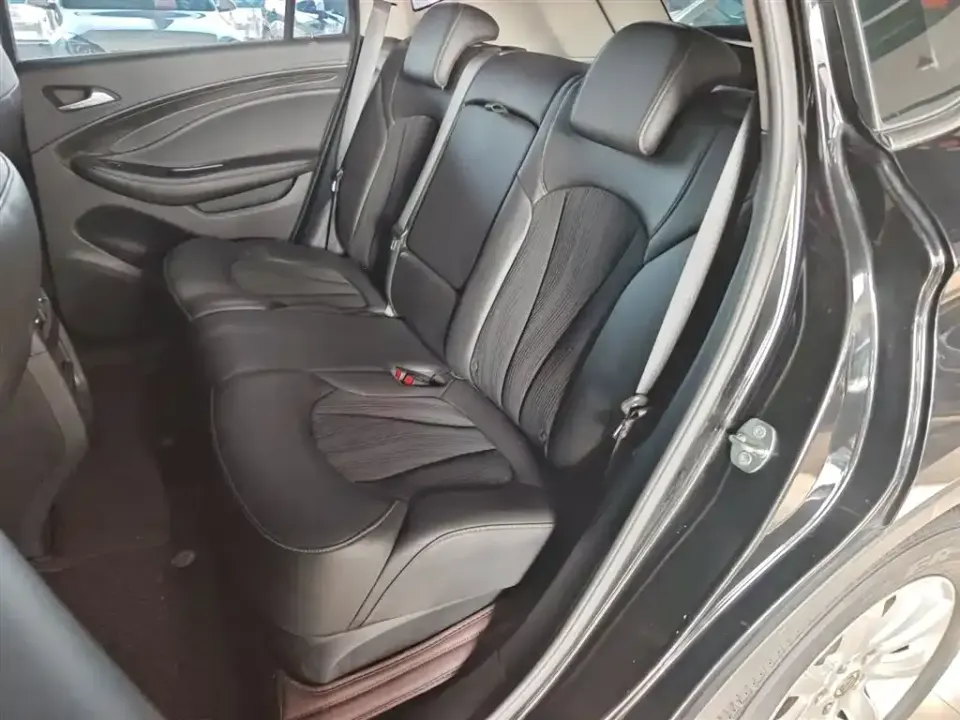 Buick Envision Plus