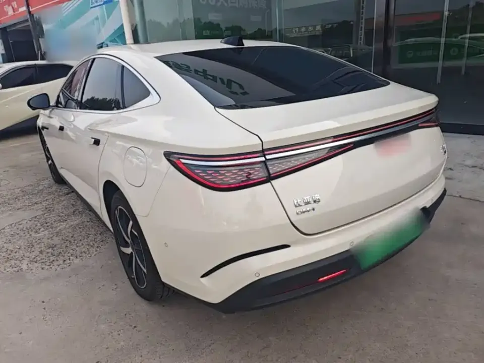 BYD Seal 07 DM-i