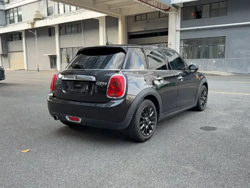 MINI Mini