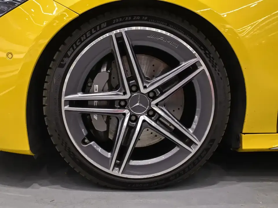 Mercedes-Benz CLA AMG