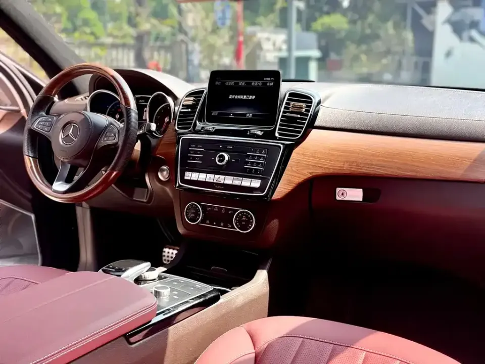 Mercedes-Benz GLS