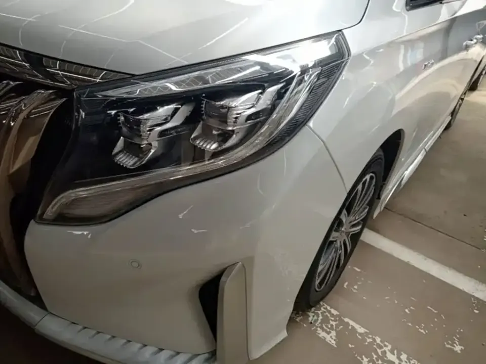 GAC Trumpchi M8