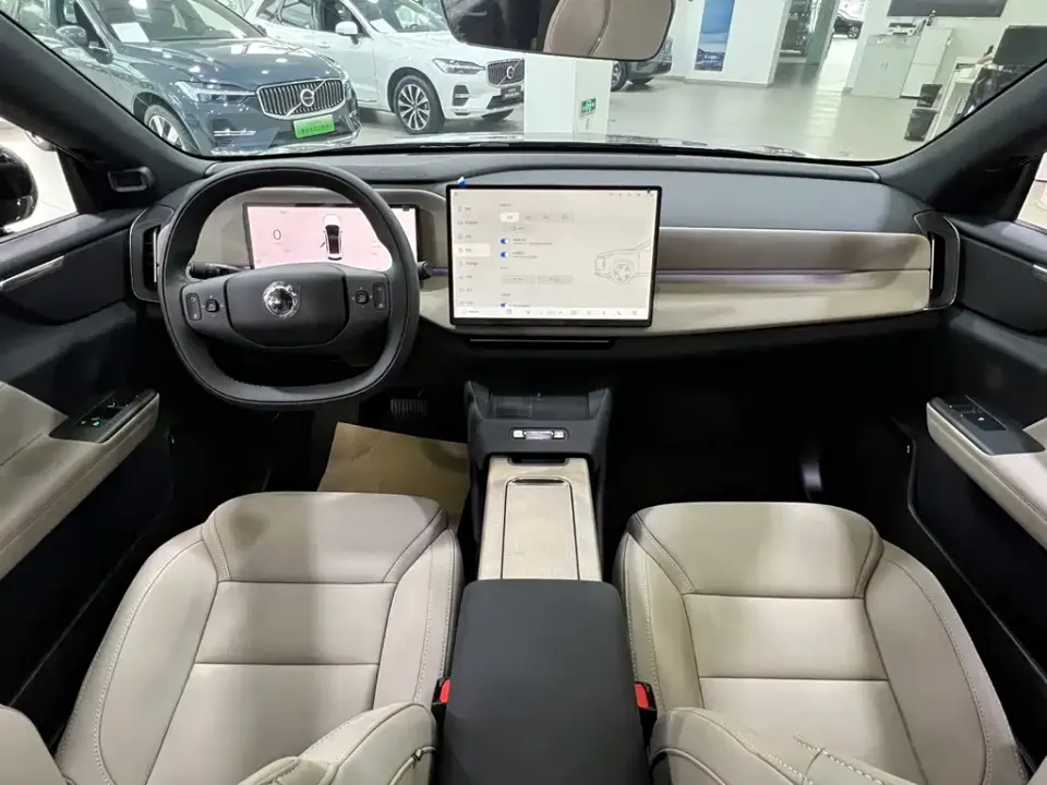 Volvo XC70 PHEV