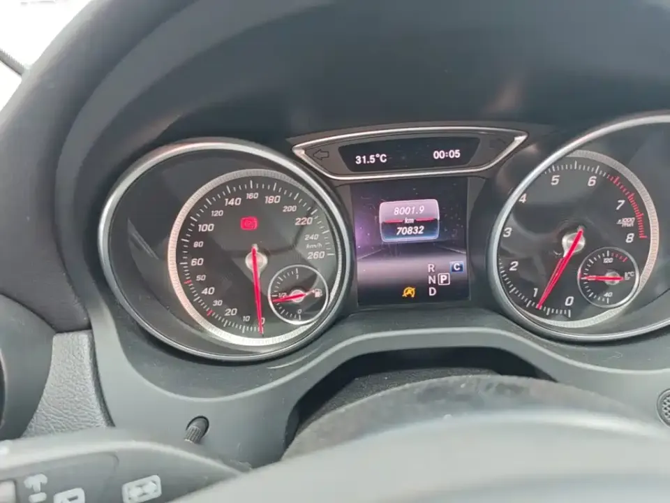 Mercedes-Benz GLA