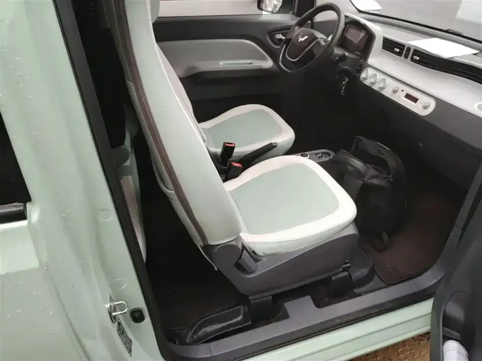 Wuling MINIEV