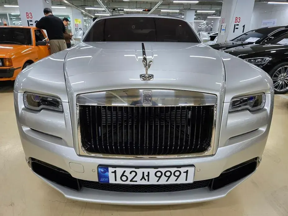 Rolls-Royce Dawn