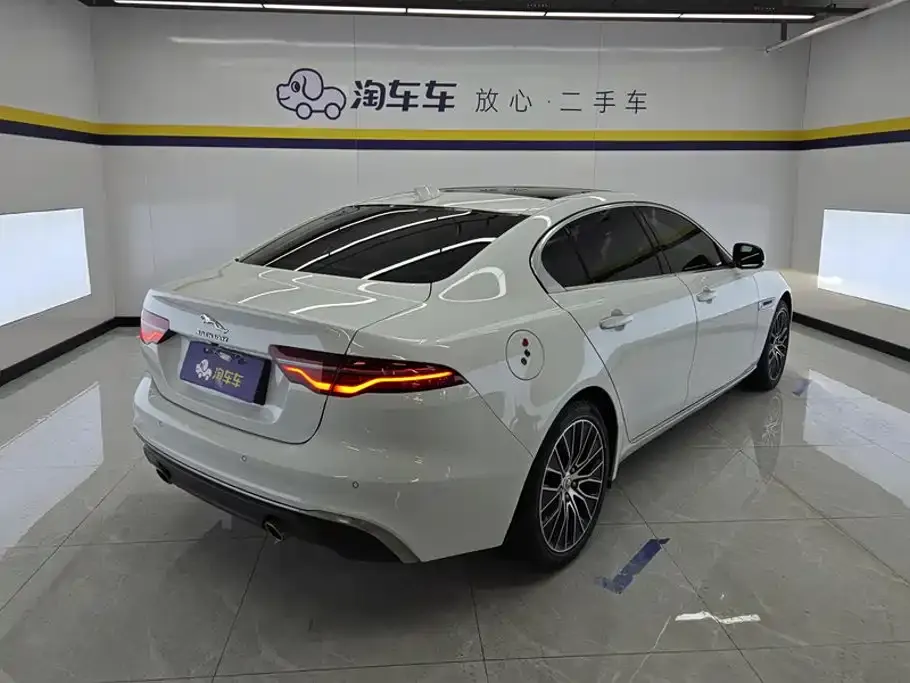 Jaguar XEL