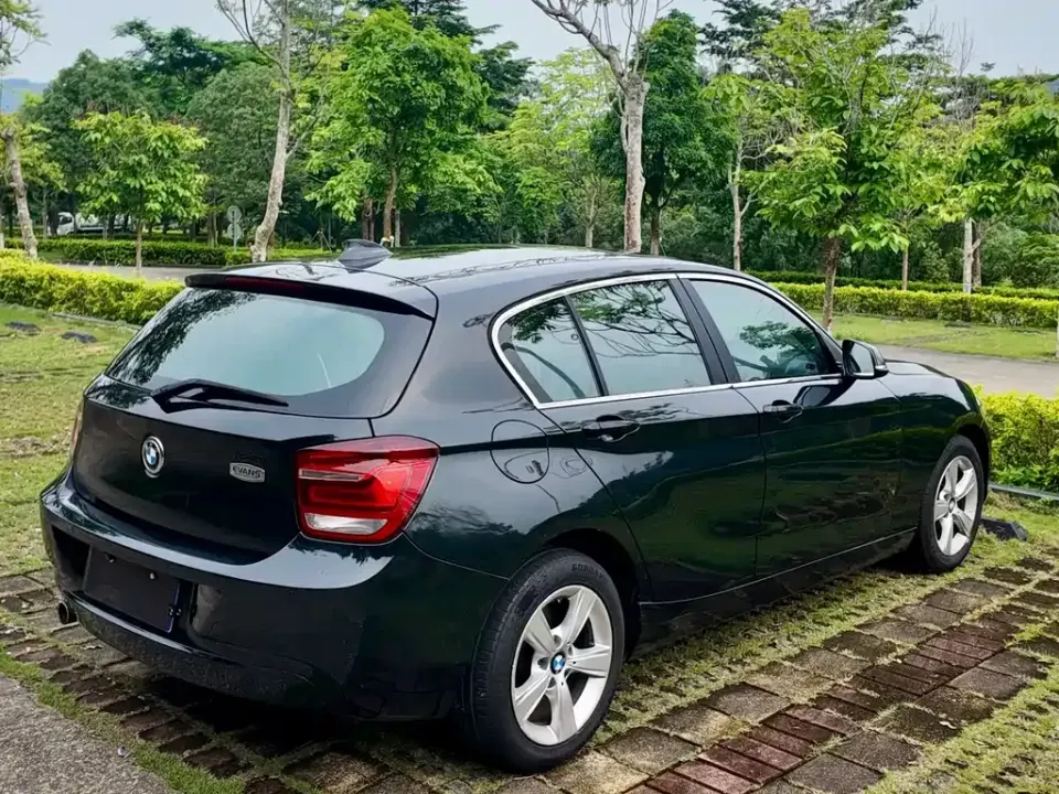 BMW 1 Series (Import)