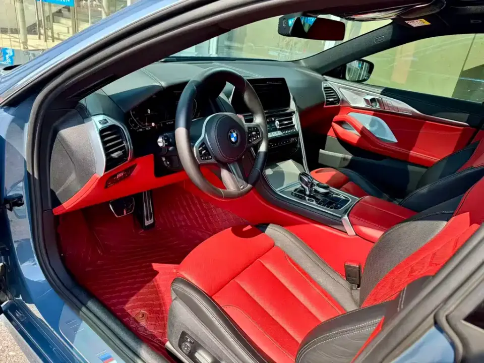 BMW 8 Series