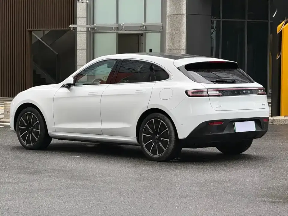 AITO AITO M5