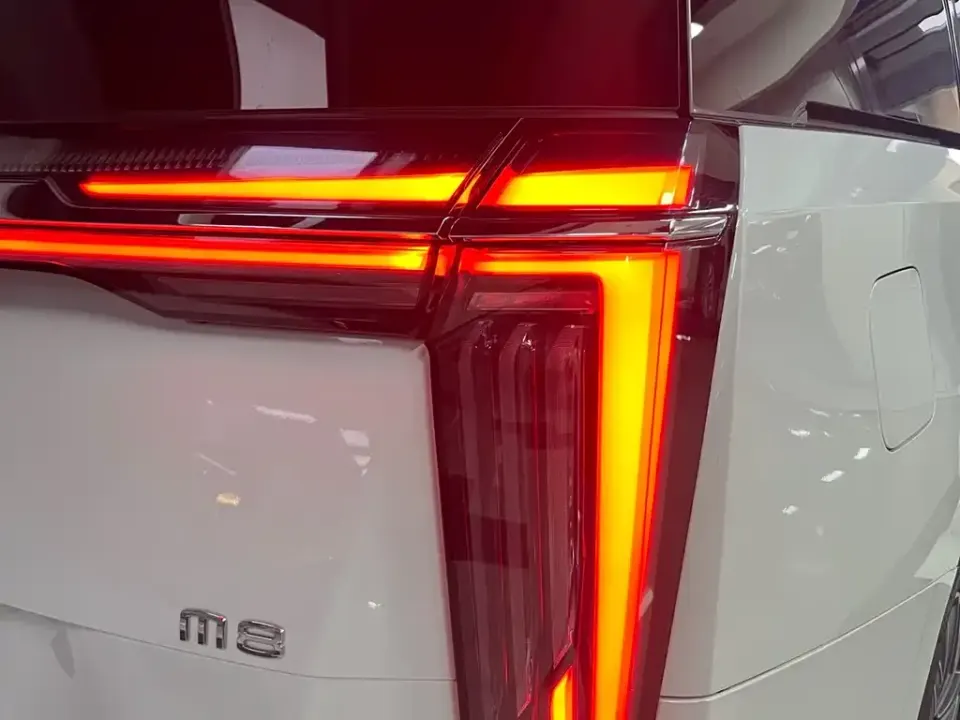 GAC Trumpchi M8