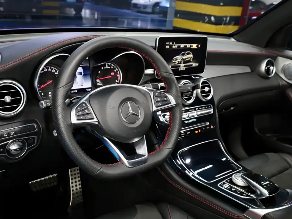 Mercedes-Benz GLC AMG