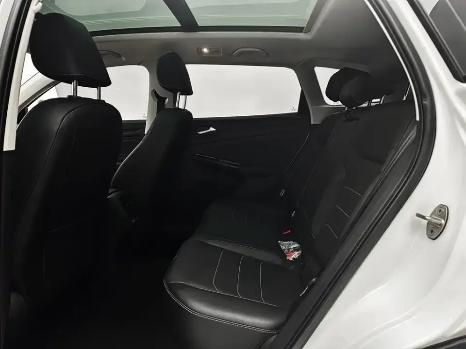 Jetta VS7