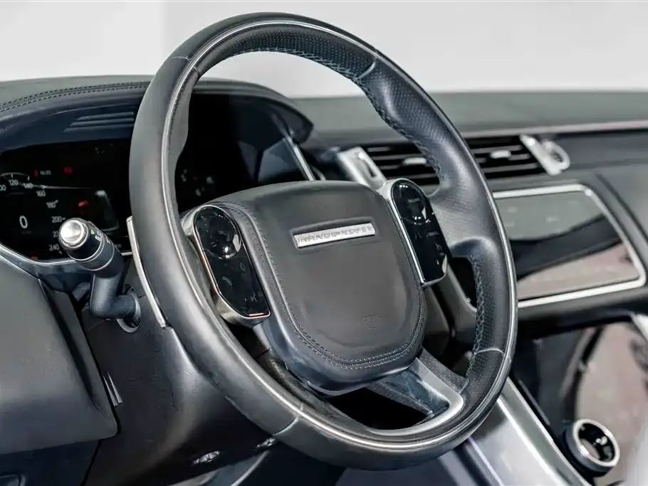 Land Rover Sport