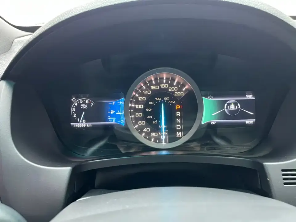 Ford Explorer (Import)