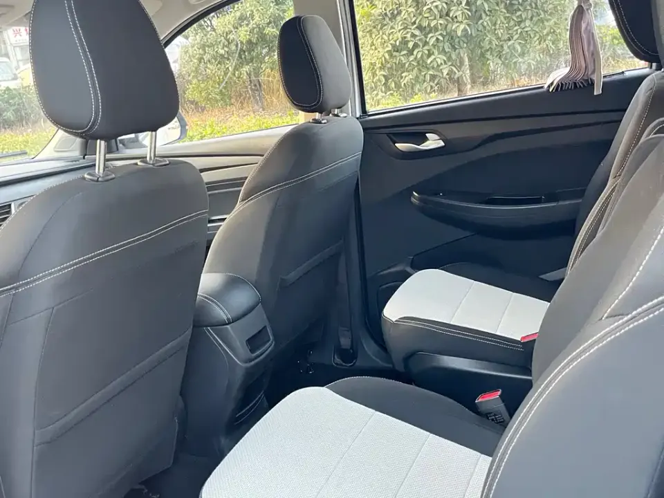 Wuling Hongguang S3
