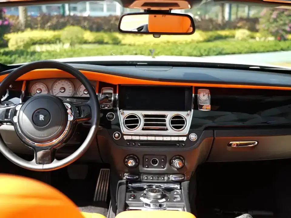 Rolls-Royce Dawn