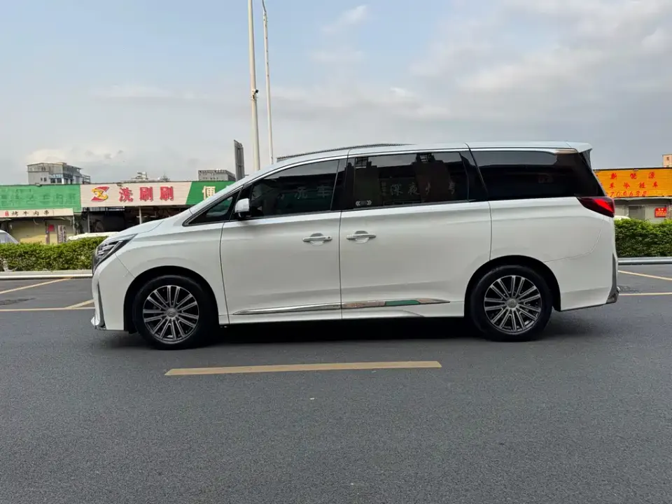 GAC Trumpchi M8