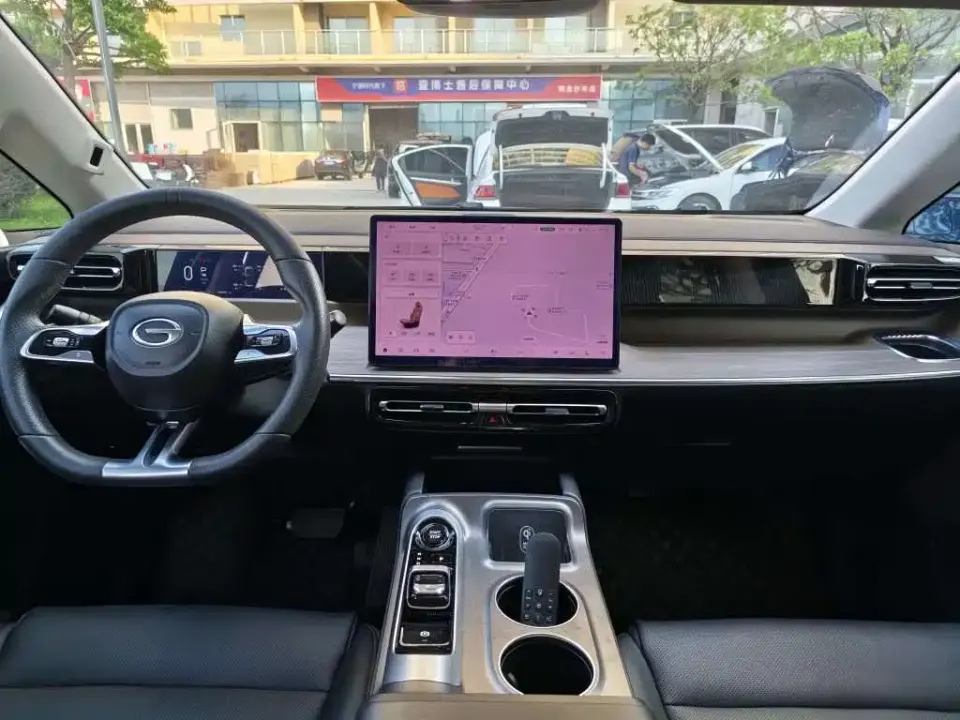 GAC Trumpchi E8 PHEV