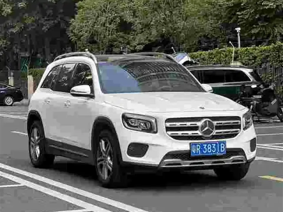 Mercedes-Benz GLB