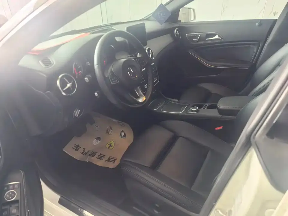 Mercedes-Benz CLA (Import)