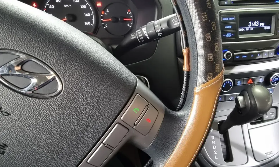 Hyundai Starex