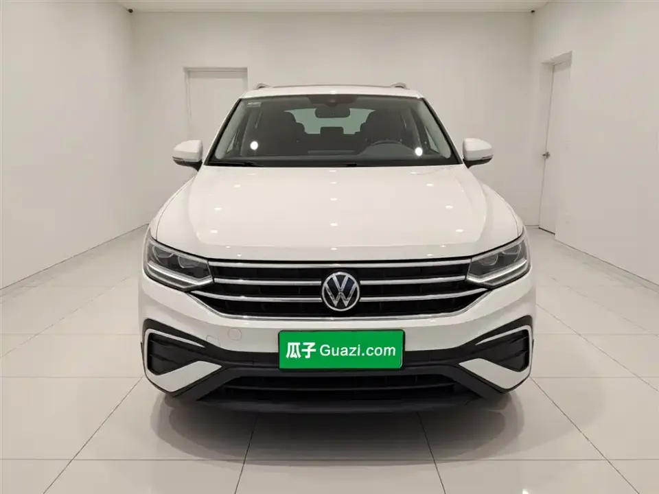 Volkswagen Tiguan L