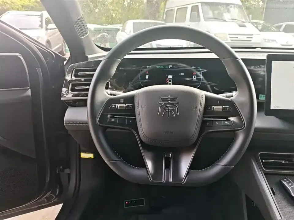 BYD Qin L