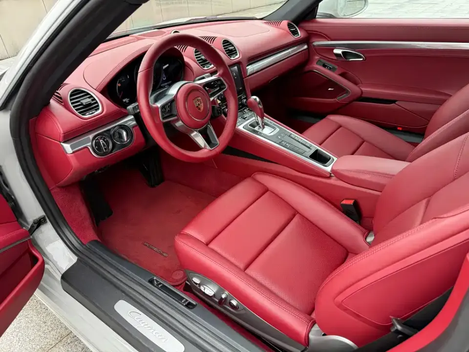 Porsche 718
