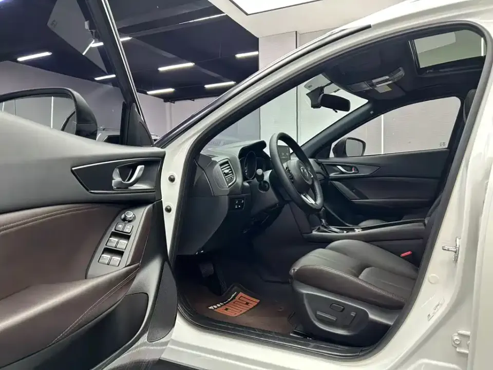 Mazda CX-4