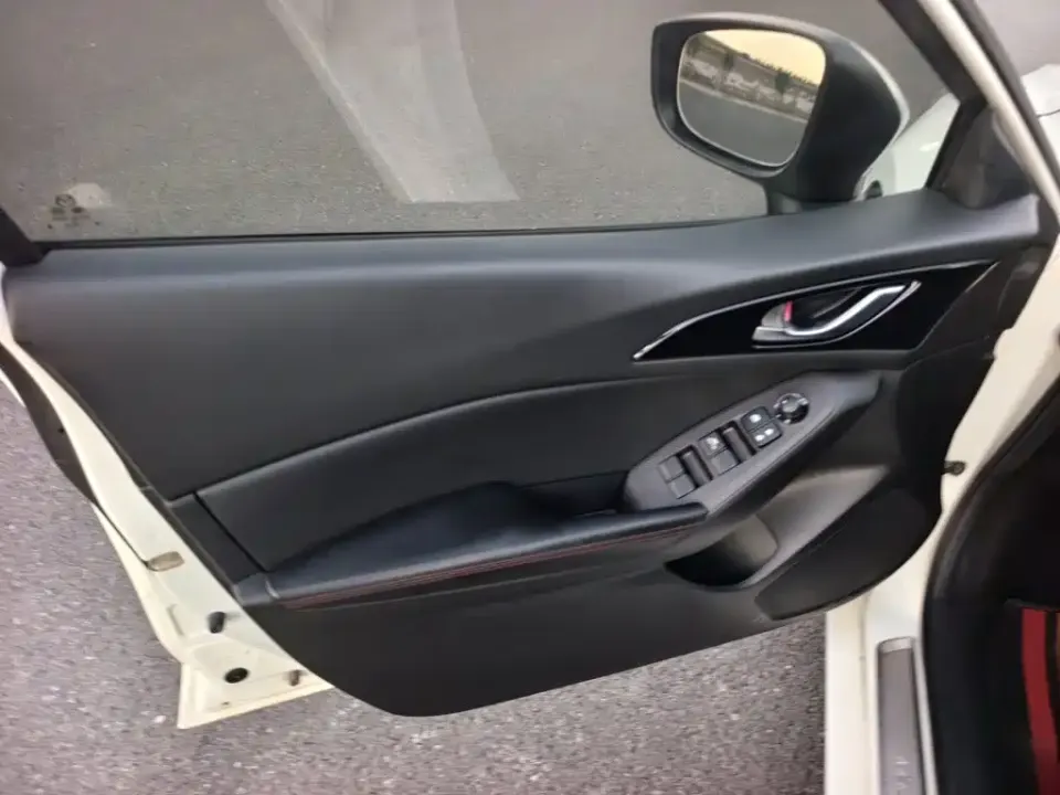 Mazda 3 Axela
