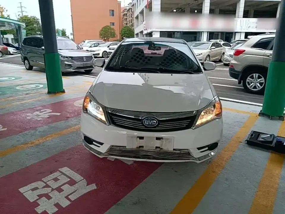 BYD F3