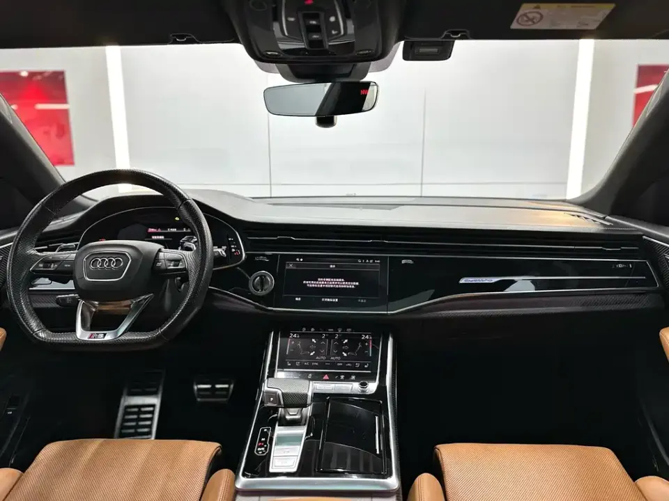 Audi RS Q8