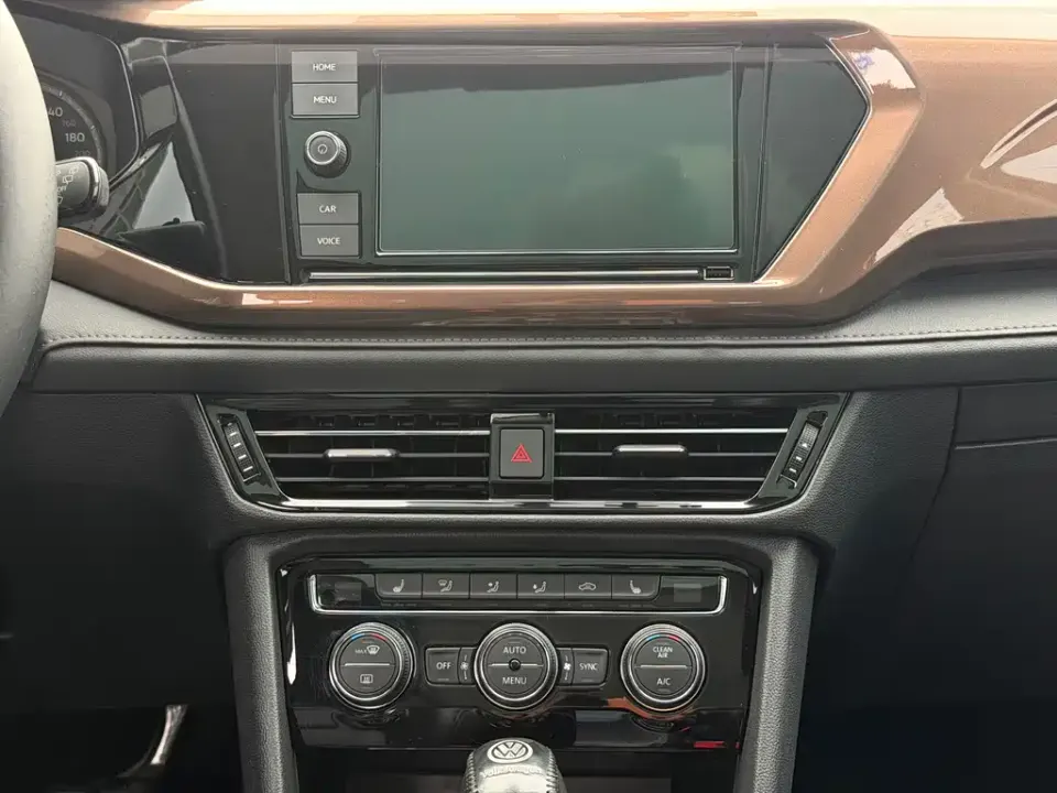 Volkswagen Tharu