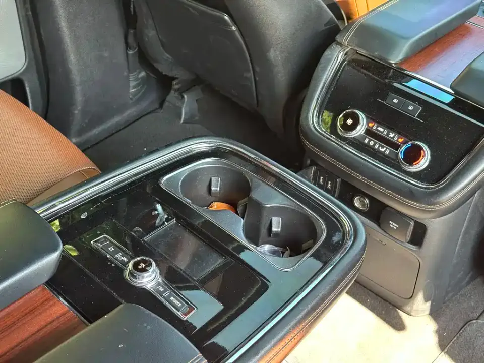 Lincoln Navigator