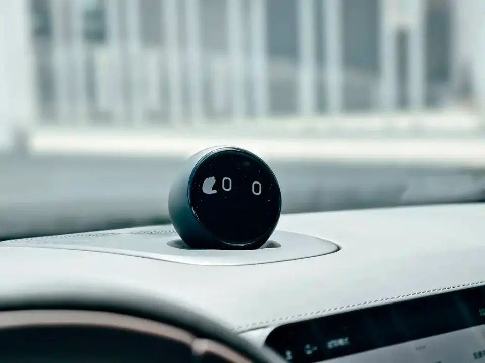 Nio ES8