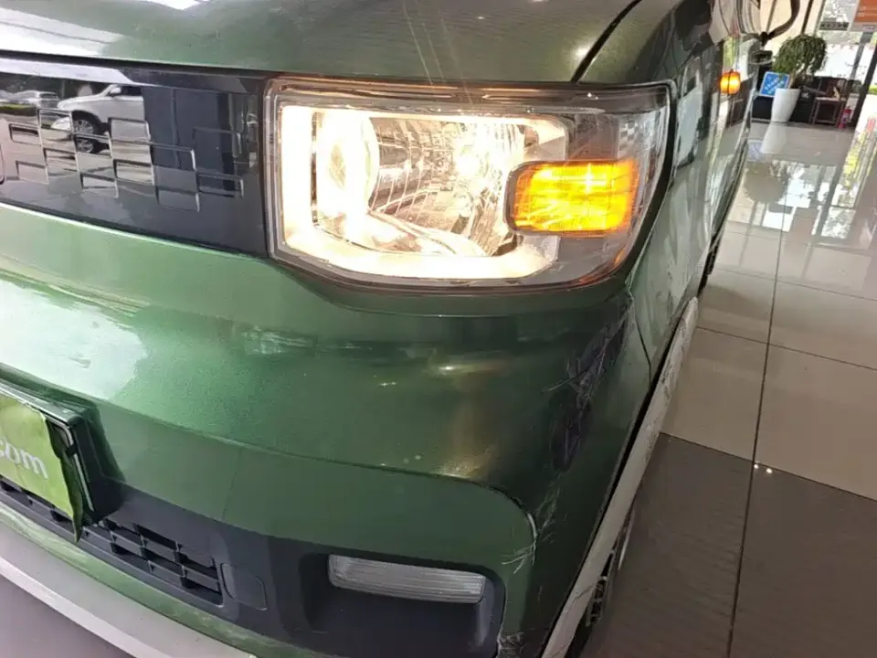 Wuling MINIEV