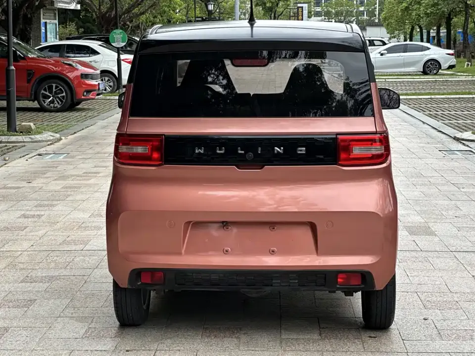 Wuling MINIEV