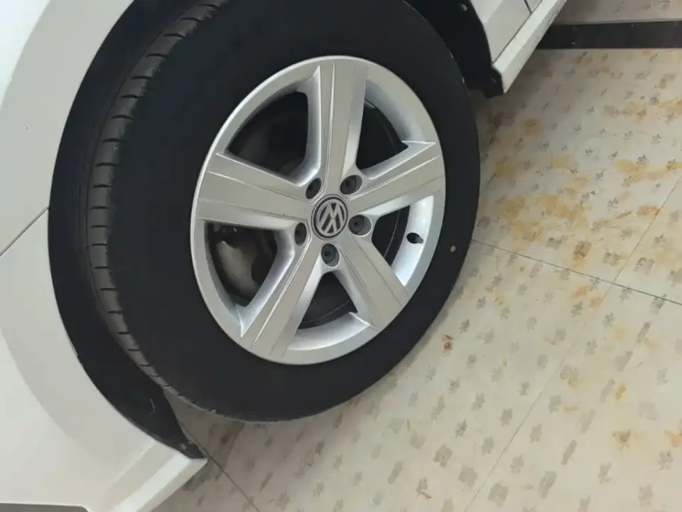 Volkswagen Lamando