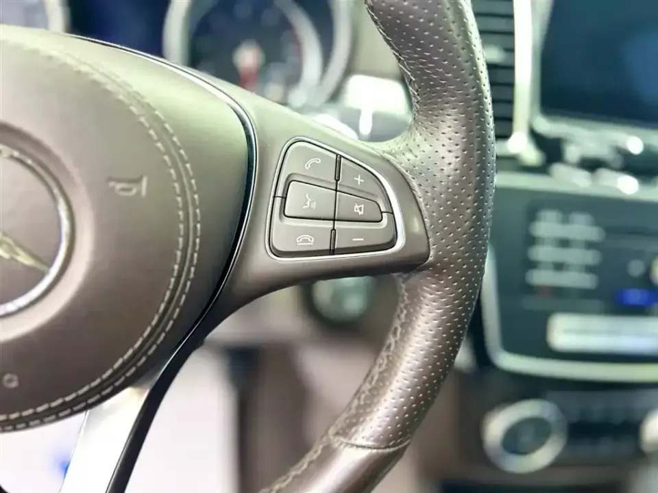 Mercedes-Benz GLS