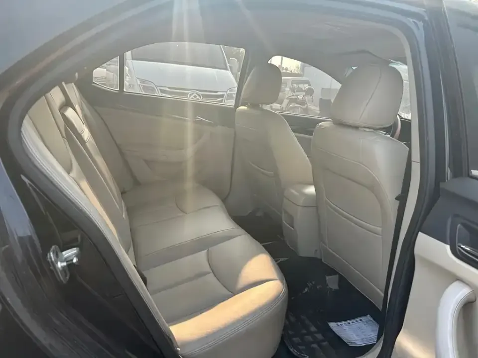 Roewe 360
