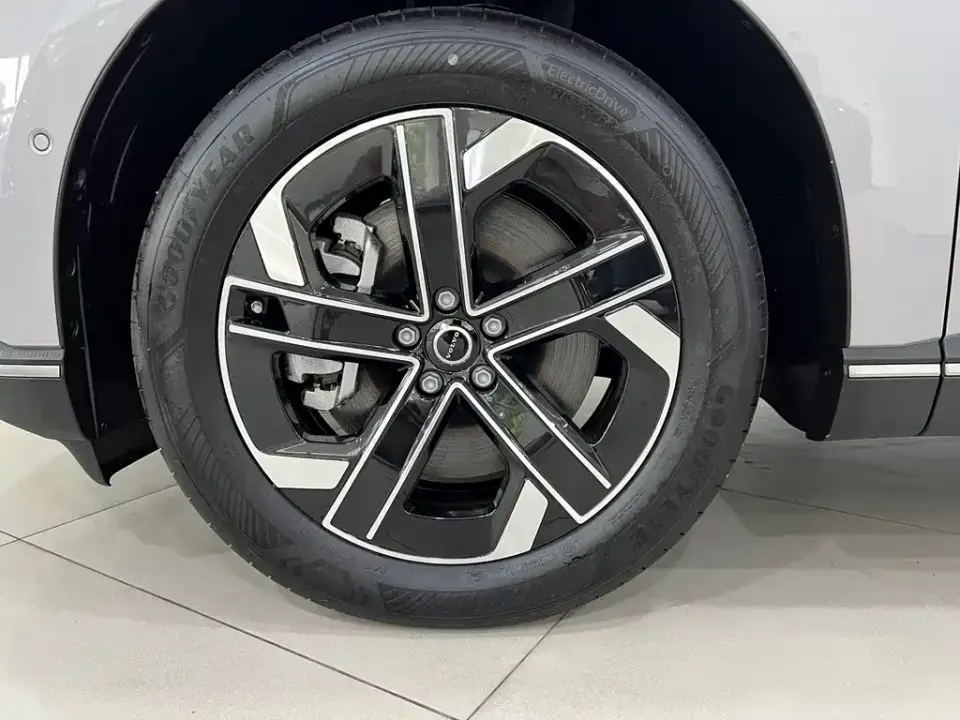 Volvo XC70 PHEV