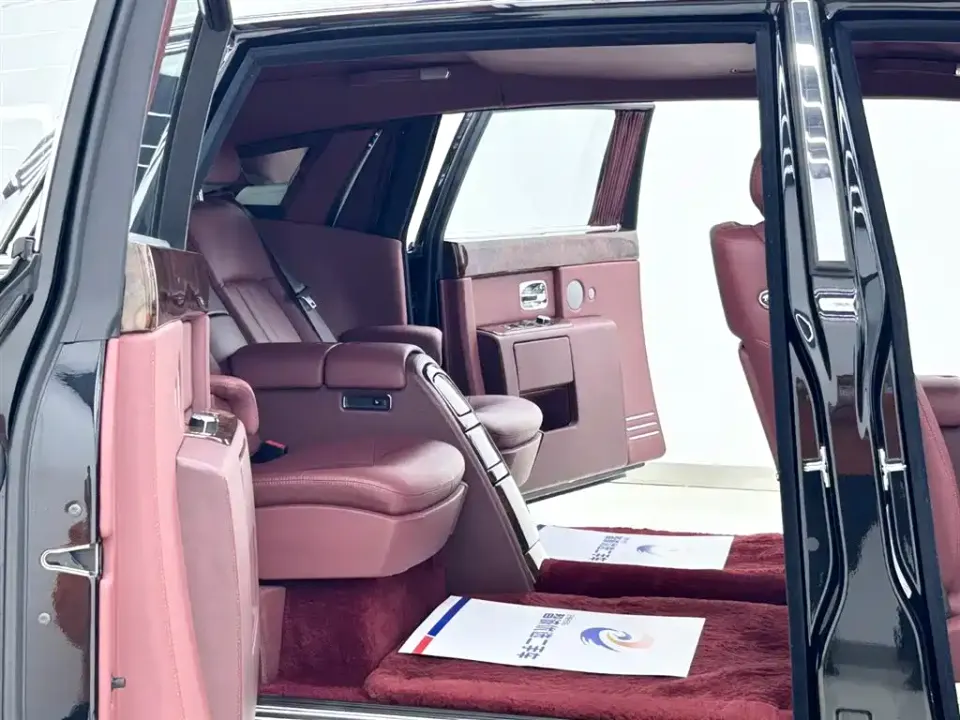 Rolls-Royce Phantom