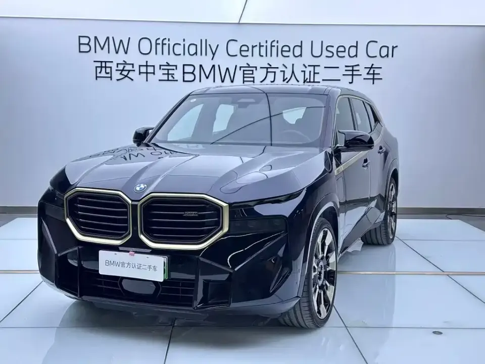 BMW XM