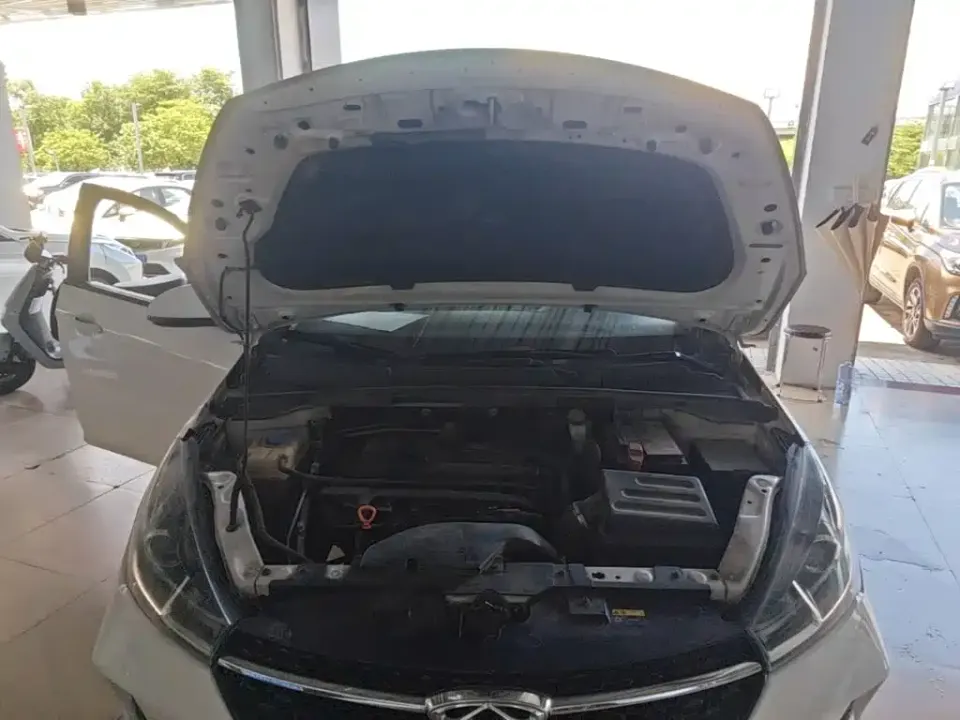 Chery Arrizo 5