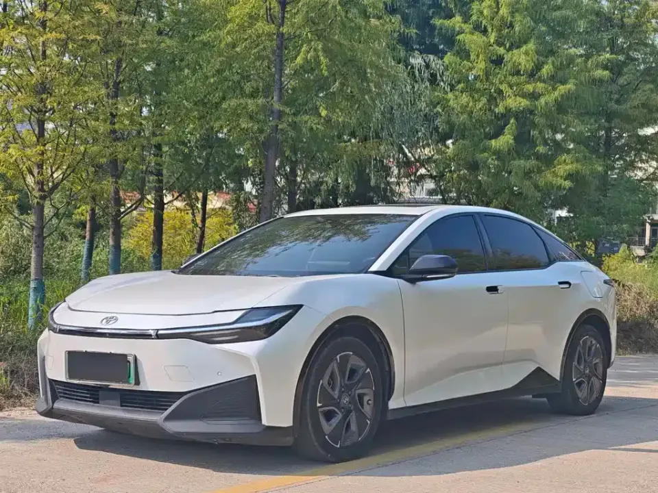 Toyota bZ3